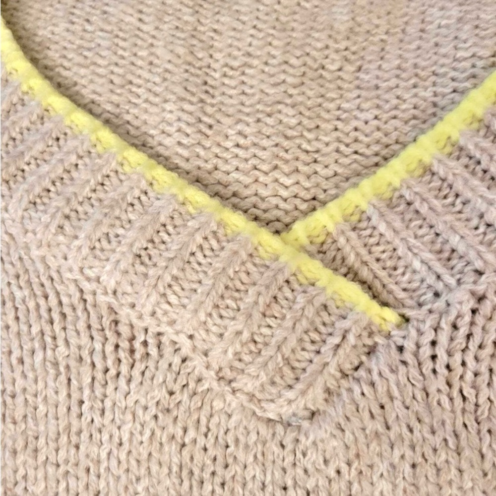V-Neck Beige Pullover Knit Sweater Yellow Contrast Trim - Picture 10 of 12